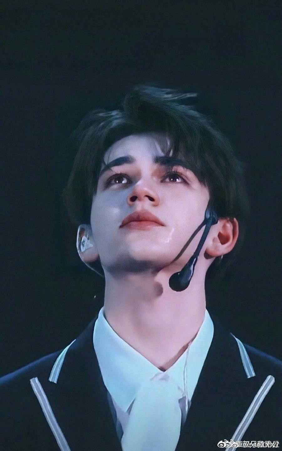 Tuy nhiên cậu bé lại xếp hạng thứ 12, thiếu một chút may mắn để được debut. Tuy nhiên cậu bé lại xếp hạng thứ 12, thiếu một chút may mắn để được debut.