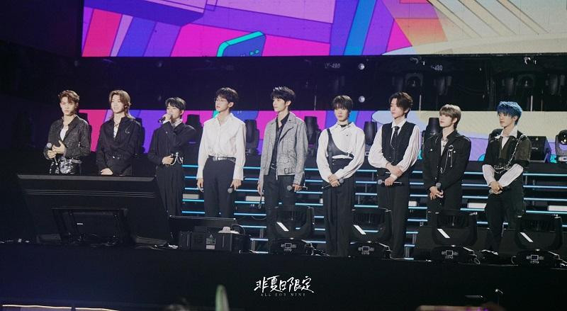 IXFORM với 9 thành viên debut từ ngày 25/07. IXFORM với 9 thành viên debut từ ngày 25/07.