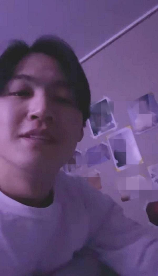 Hình được netizen chụp lại sau khi livestream của JB kết thúc. Hình được netizen chụp lại sau khi livestream của JB kết thúc.