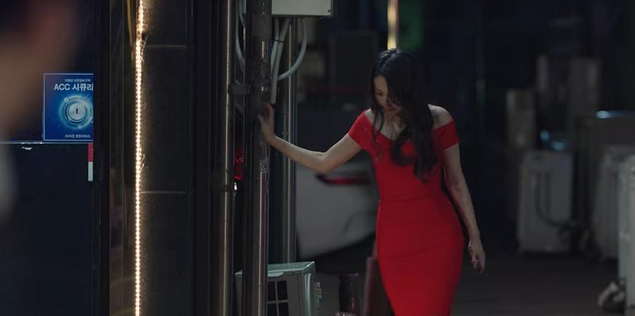 Những tình tiết về cuộc sống của So Won cũng bị khán giả chê lỗi thời. Những tình tiết về cuộc sống của So Won cũng bị khán giả chê lỗi thời.