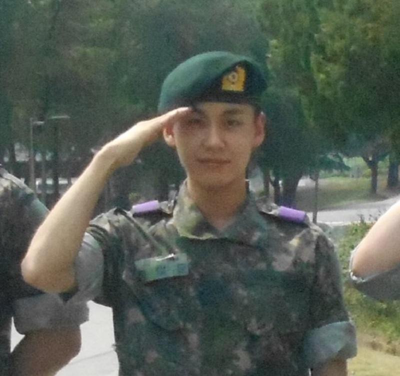 Hình ảnh trong quân ngũ của Ilhoon vào khoảng tháng 5/2020