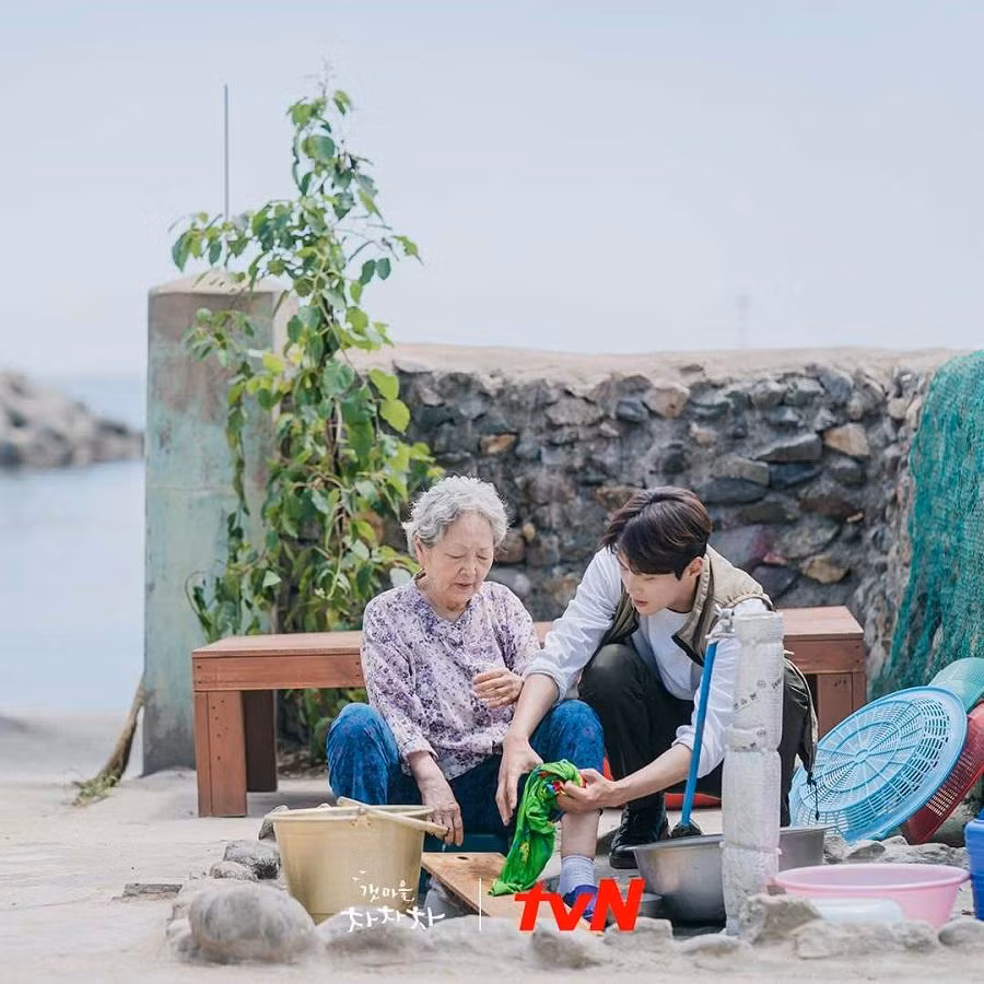 Nhà của bà Gam Ri là một trong những nơi thu hút khán giả ghé thăm rất nhiều