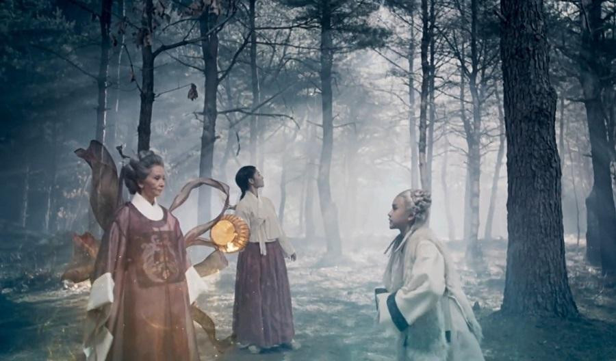 Thần Samsin và Bạch Hổ đã kịp thời xuất hiện cứu Hong Chun Gi và phong ấn Ma vương Thần Samsin và Bạch Hổ đã kịp thời xuất hiện cứu Hong Chun Gi và phong ấn Ma vương