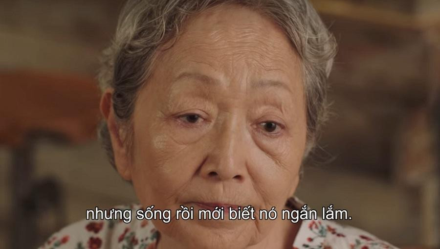 Bà Gam Ri tiếp thêm sức mạnh cho tổ trưởng Hong sớm tỏ tình