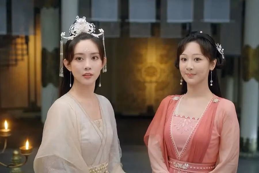 Dương Tử bị nhận xét có phần không nổi bật bằng bạn diễn.