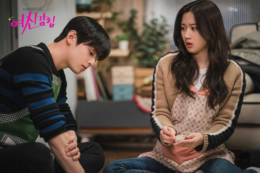 True Beauty không mới mẻ, nhưng lại được yêu thích nhờ dàn diễn viên "cute vô đối". True Beauty không mới mẻ, nhưng lại được yêu thích nhờ dàn diễn viên "cute vô đối".