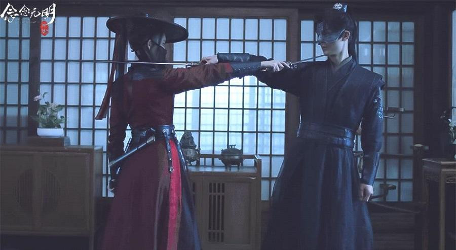 Cặp đôi ban đêm thì đối đầu.