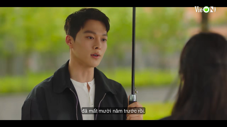 Nhưng rồi Soo Wan qua đời và Young Eun không hay biết gì về điều này. Nhưng rồi Soo Wan qua đời và Young Eun không hay biết gì về điều này.