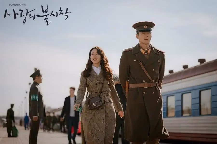 Bộ phim còn mang về cho Hyun Bin và Son Ye Jin giải thưởng "Cặp đôi được yêu thích nhất" Bộ phim còn mang về cho Hyun Bin và Son Ye Jin giải thưởng "Cặp đôi được yêu thích nhất"