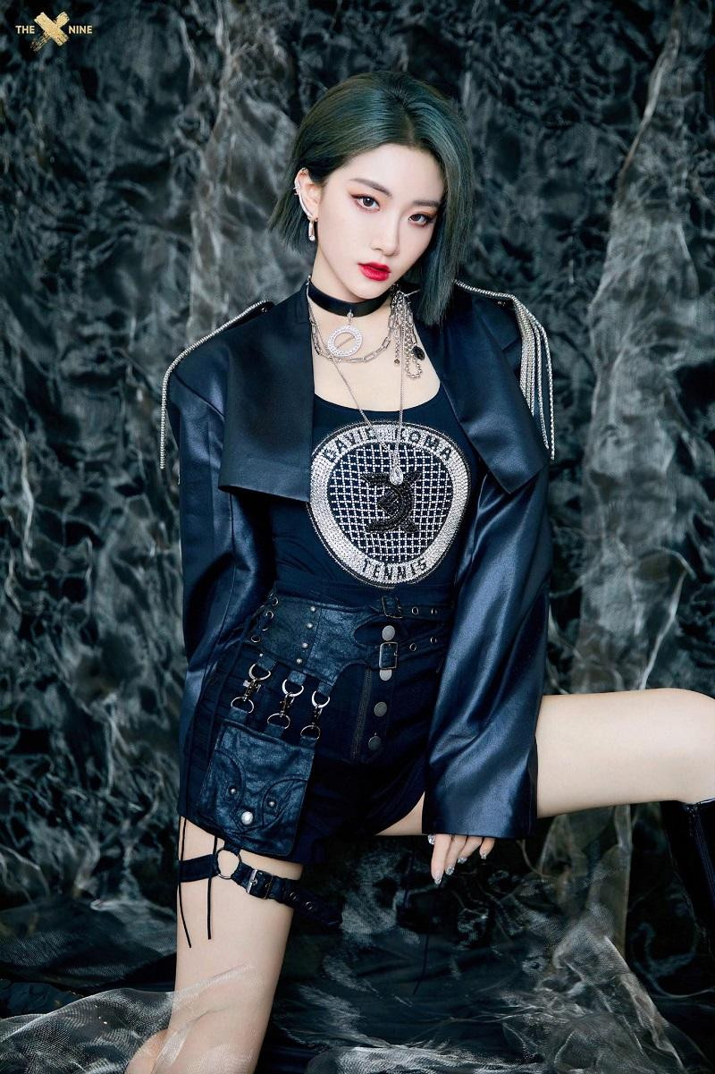 Dụ Ngôn là em út của nhóm nhưng có đời tư nổi loạn gây nhiều điều tiếng. Dụ Ngôn là em út của nhóm nhưng có đời tư nổi loạn gây nhiều điều tiếng.