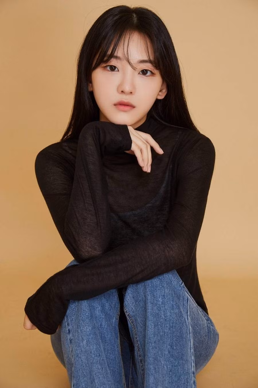 Cho Yi Hyun hiện đang góp mặt trong bộ phim y khoa đình đám "Hospital Playlist".