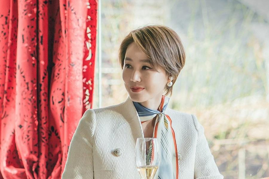 Kim Sung Ryung vai Bae Ok Sun.