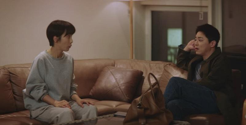 Ik Jun phát hiện Ik Sun mãi chưa quên được Jun Wan nên đã không thể im lặng nữa.