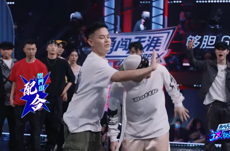 Dancer người Việt MT-POP. Dancer người Việt MT-POP.