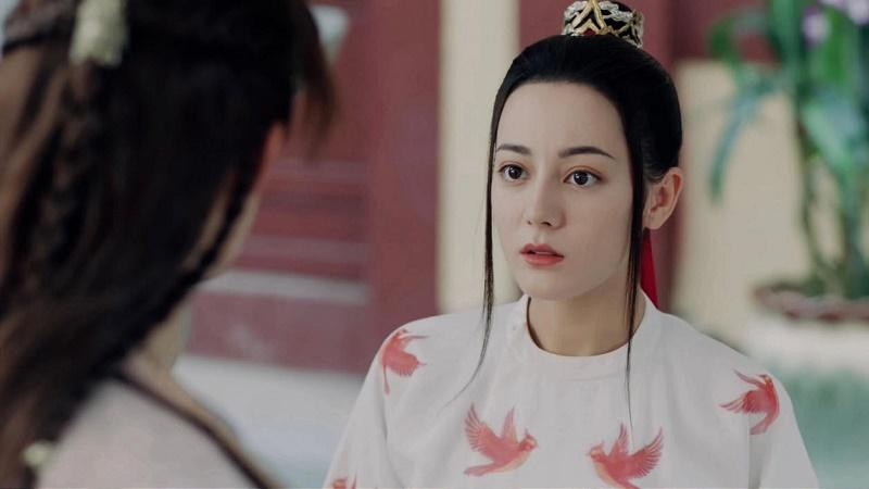 Đố bạn đây là tạo hình giả nam hay đang là con gái của Địch Lệ Nhiệt Ba?