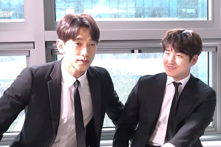 Nhưng thay vì như những kẻ thù, thì cả hai lại phải thể hiện khoảnh khắc ngọt ngào, đầy ngượng ngùng. Nhưng thay vì như những kẻ thù, thì cả hai lại phải thể hiện khoảnh khắc ngọt ngào, đầy ngượng ngùng.