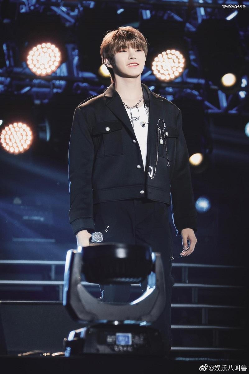 Lưu Tuyển Lưu Tuyển