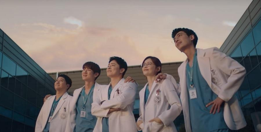 "Hospital Playlist 2" xin chào tạm biệt "Hospital Playlist 2" xin chào tạm biệt