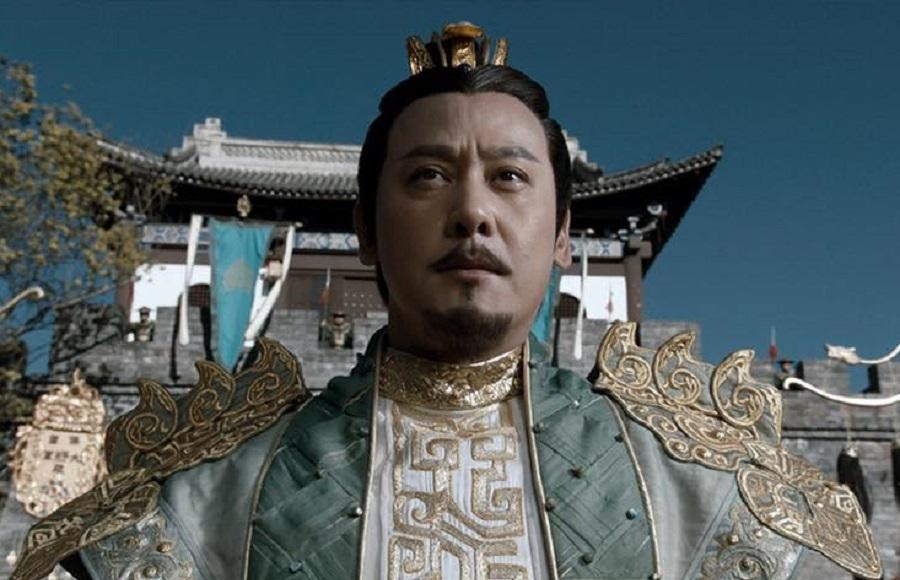 Không biết lúc này trời tối hay sáng, nhật thực hay nguyệt thực?