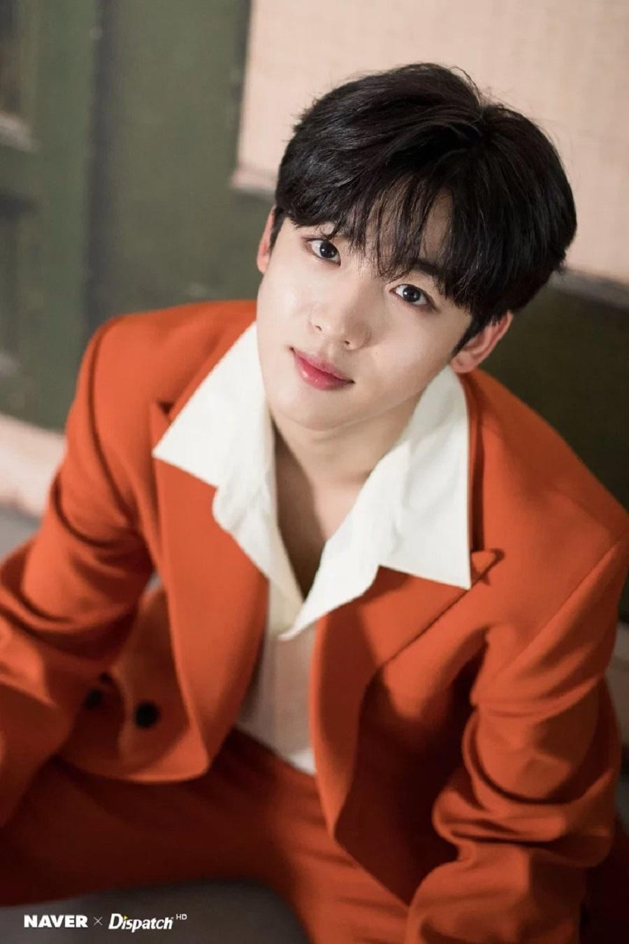 Kim Yo Han được kỳ vọng nhiều trong &quot;School 2021&quot; nhưng mãi phim vẫn chưa thể ghi hình.