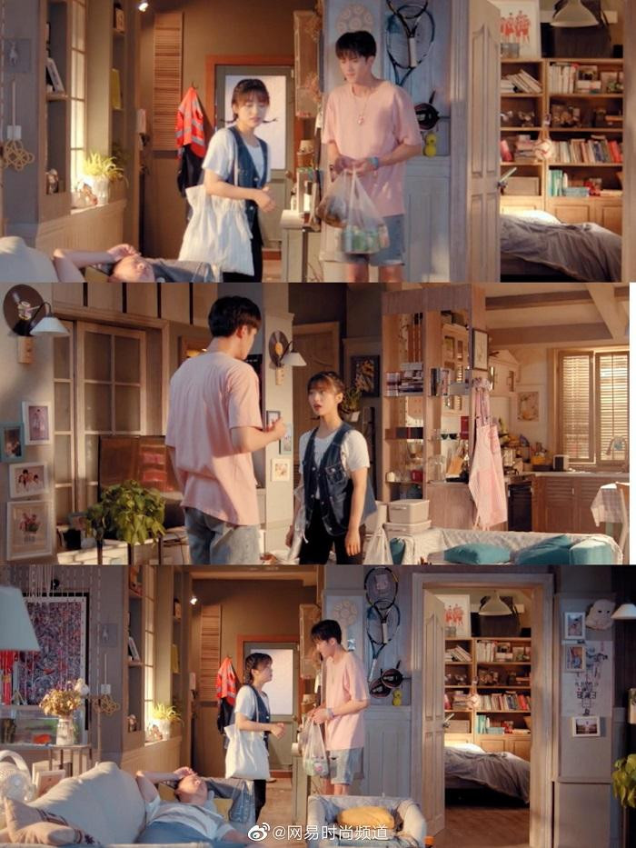 Trông căn nhà của nữ chính sống cùng em trai và bố giữa thành phố lớn quả không quá "nghèo" theo lời mô tả. Trông căn nhà của nữ chính sống cùng em trai và bố giữa thành phố lớn quả không quá "nghèo" theo lời mô tả.