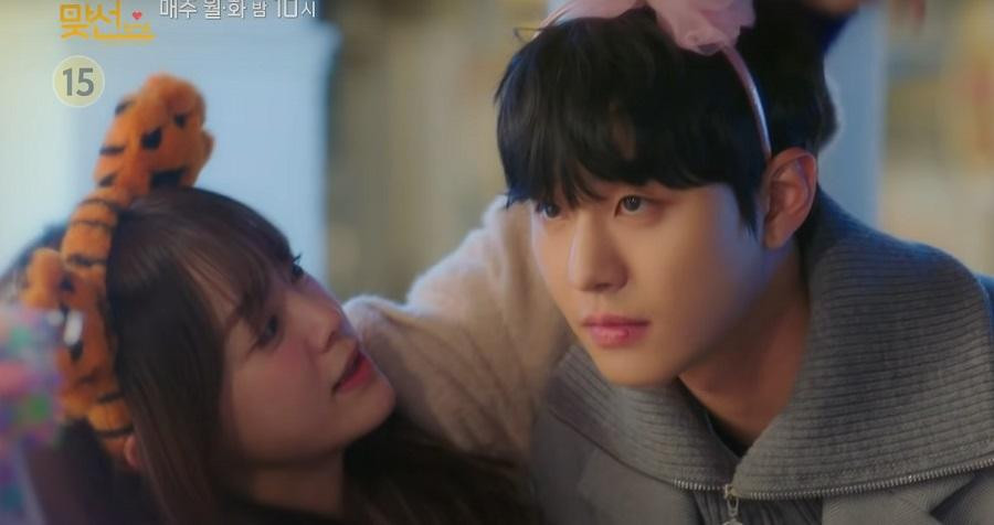 Shin Ha Ri và Kang Tae Moo hẹn hò vui vẻ sau màn tỏ tình thành công.