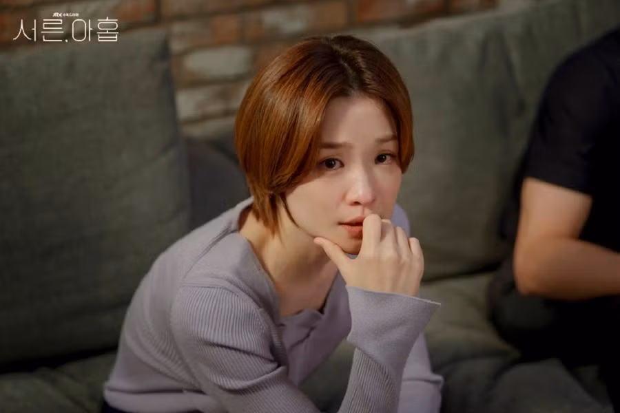 Câu chuyện tình yêu của Jeong Chan Yeong (Jeon Mi Do) bị khán giả phản đối.