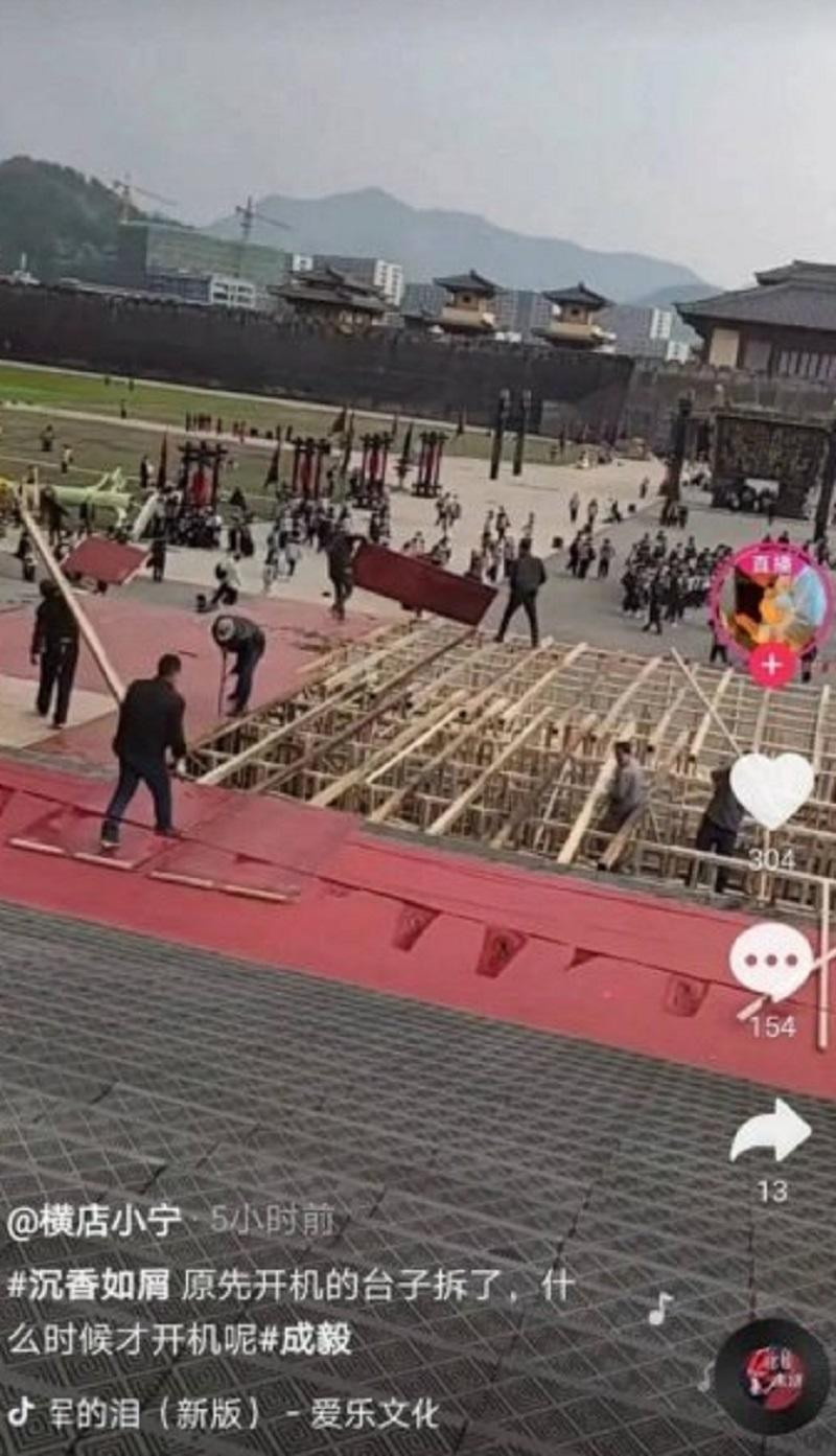 Bối cảnh "Trầm Vụn Hương Phai" được cho là phải dở bỏ vì không kịp tiến độ quay Bối cảnh "Trầm Vụn Hương Phai" được cho là phải dở bỏ vì không kịp tiến độ quay