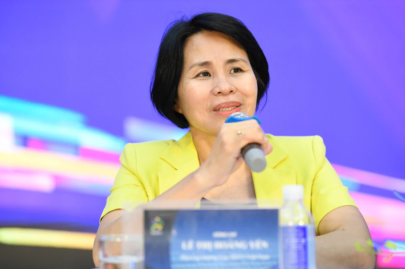 Bà Lê Thị Hoàng Yến.