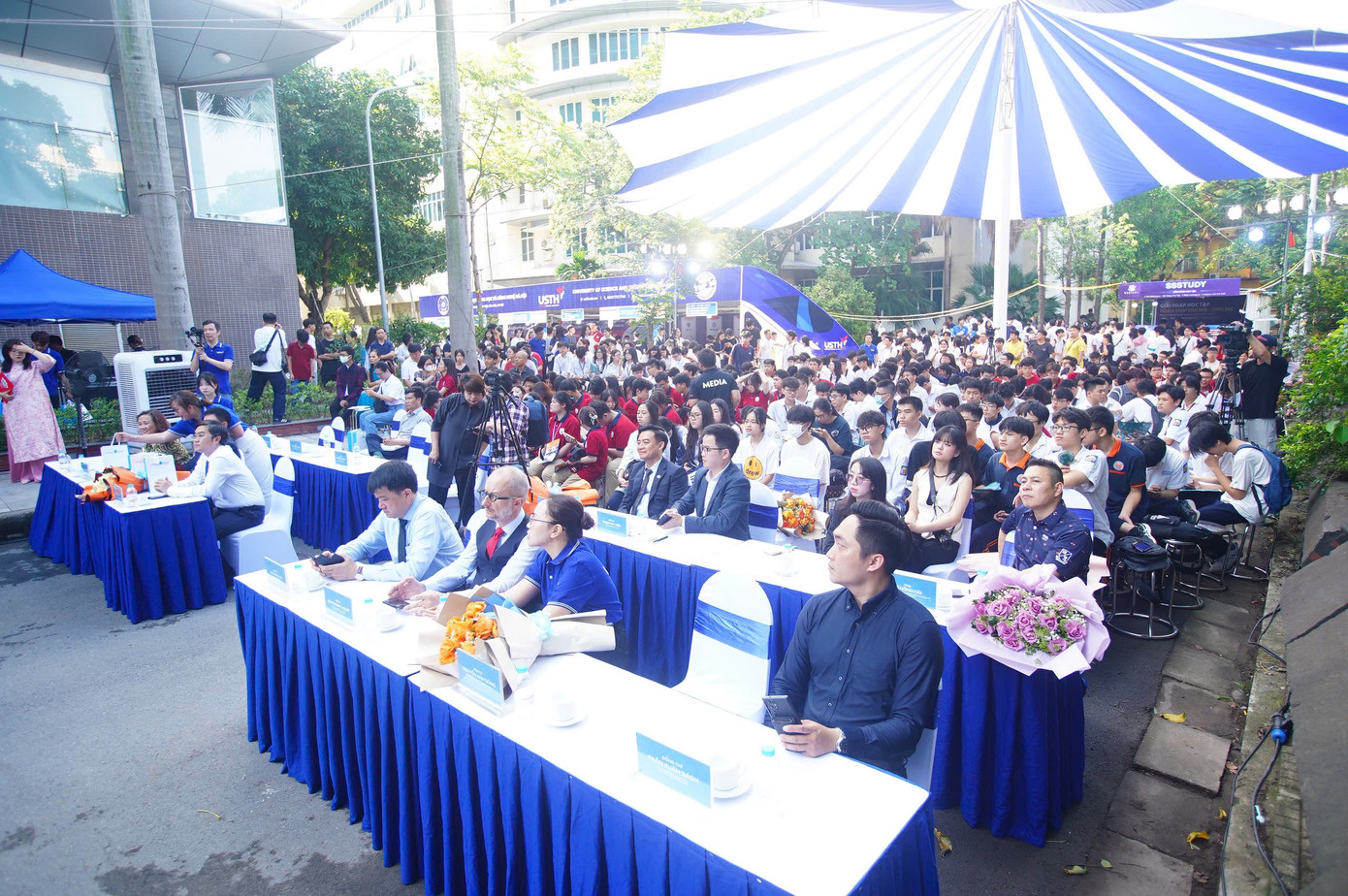 Ngày hội tuyển sinh khối các ngành Khoa học và Công nghệ: Những trải nghiệm đáng nhớ ảnh 22 Ngày hội tuyển sinh khối các ngành Khoa học và Công nghệ: Những trải nghiệm đáng nhớ ảnh 22