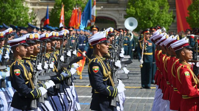 Đoàn Quân đội nhân dân Việt Nam duyệt binh trên Quảng trường Đỏ ảnh 45