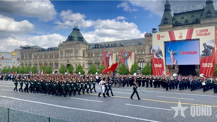 Đoàn Quân đội nhân dân Việt Nam duyệt binh trên Quảng trường Đỏ ảnh 6