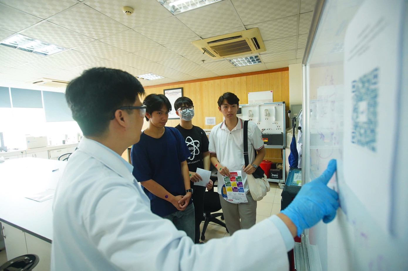 Ngày hội tuyển sinh khối các ngành Khoa học và Công nghệ: Những trải nghiệm đáng nhớ ảnh 51 Ngày hội tuyển sinh khối các ngành Khoa học và Công nghệ: Những trải nghiệm đáng nhớ ảnh 51