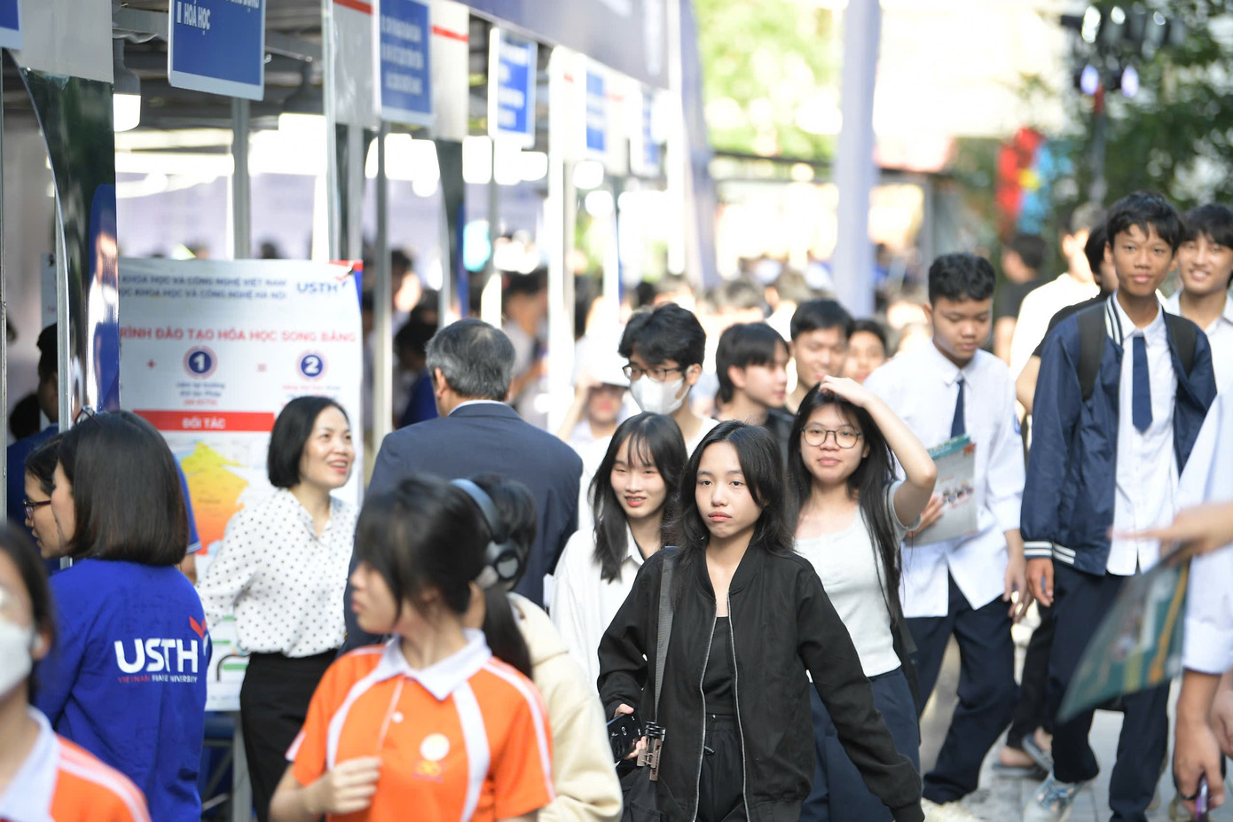 Ngày hội tuyển sinh khối các ngành Khoa học và Công nghệ: Những trải nghiệm đáng nhớ ảnh 8 Ngày hội tuyển sinh khối các ngành Khoa học và Công nghệ: Những trải nghiệm đáng nhớ ảnh 8