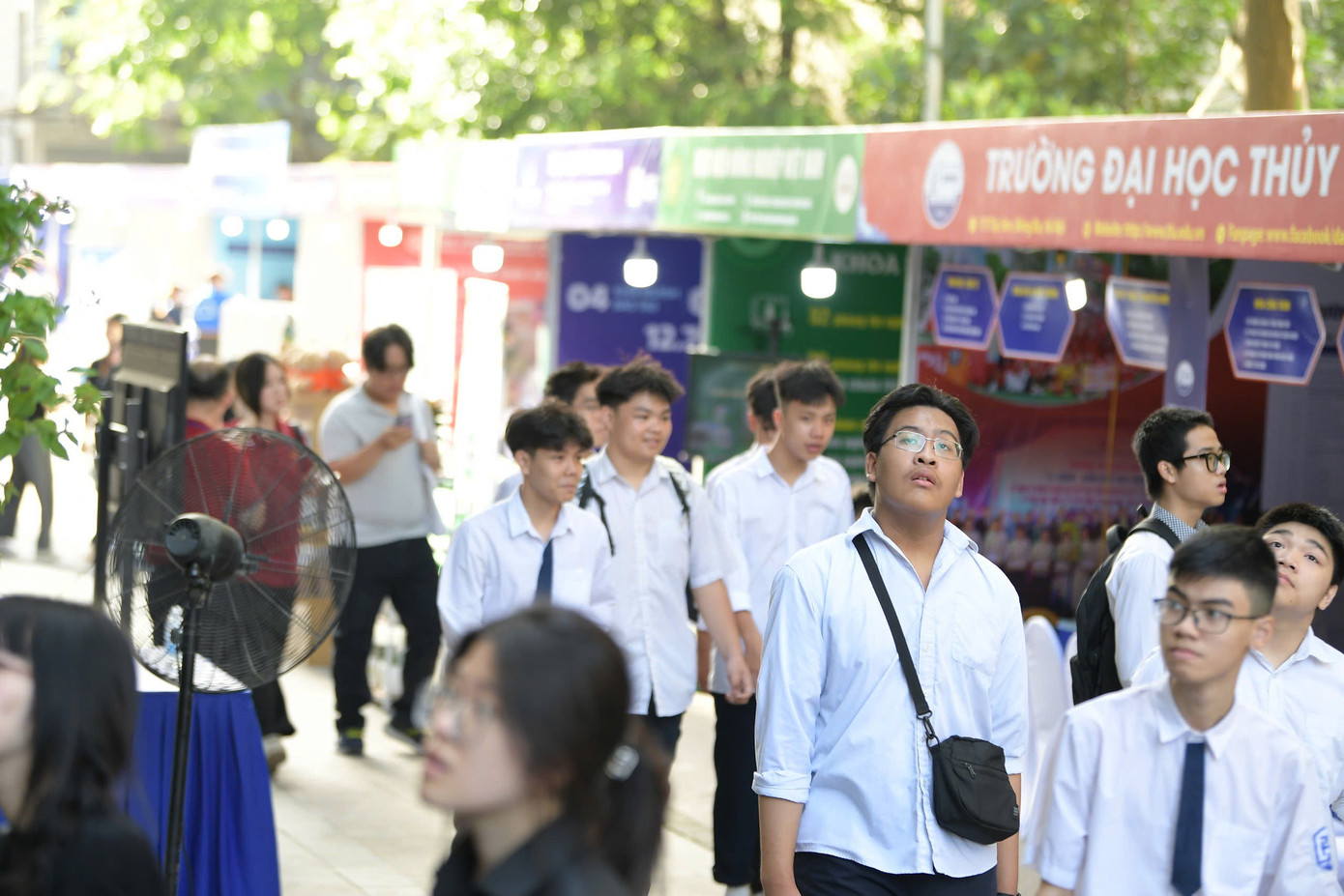 Ngày hội tuyển sinh khối các ngành Khoa học và Công nghệ: Những trải nghiệm đáng nhớ ảnh 6 Ngày hội tuyển sinh khối các ngành Khoa học và Công nghệ: Những trải nghiệm đáng nhớ ảnh 6