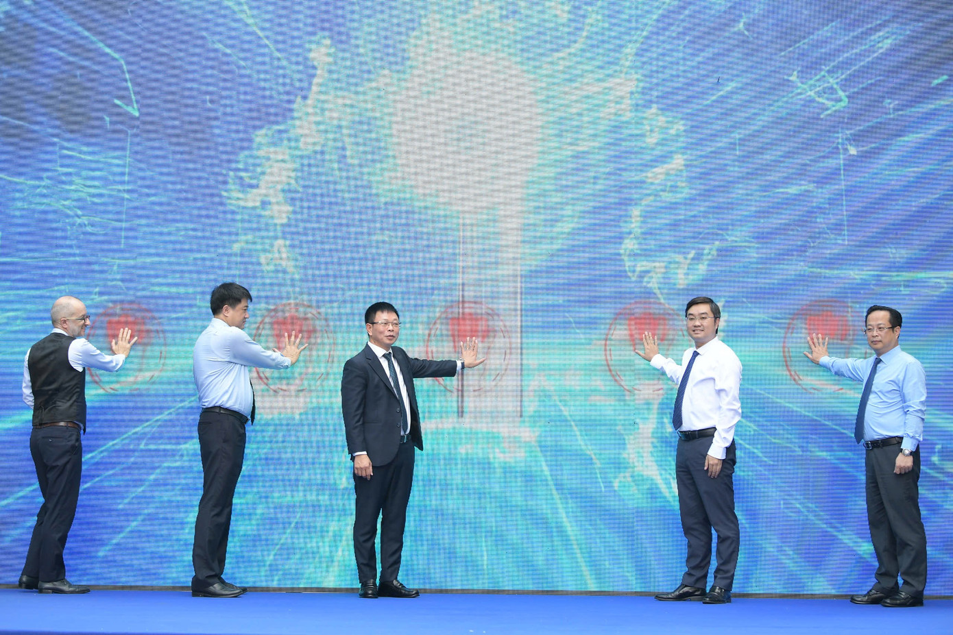 Ngày hội tuyển sinh khối các ngành Khoa học và Công nghệ: Những trải nghiệm đáng nhớ ảnh 19 Ngày hội tuyển sinh khối các ngành Khoa học và Công nghệ: Những trải nghiệm đáng nhớ ảnh 19