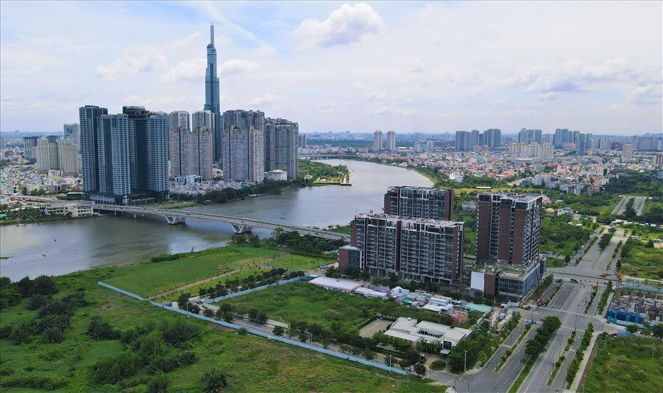 70% vướng mắc của thị trường bất động sản liên quan tới pháp lý. 70% vướng mắc của thị trường bất động sản liên quan tới pháp lý.