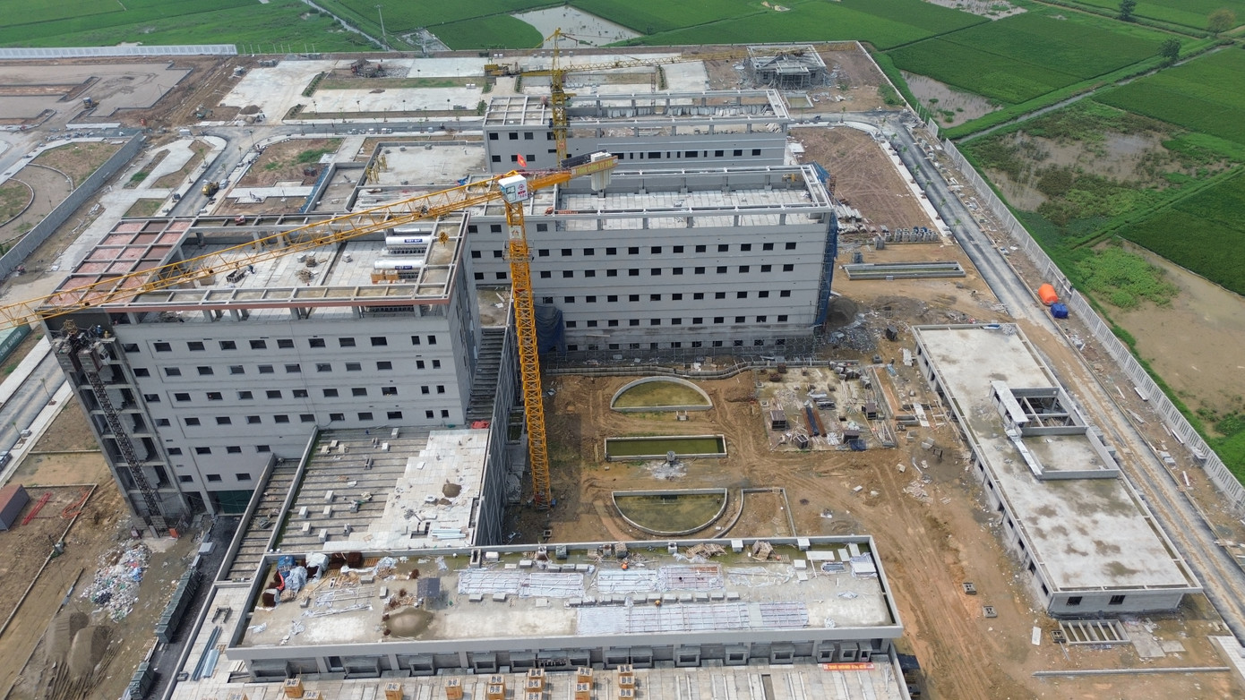 Sau khi đi vào hoạt động, bệnh viện cũng là trung tâm đào tạo và phát triển nguồn nhân lực cao chuyên khoa nhi trên cả nước.