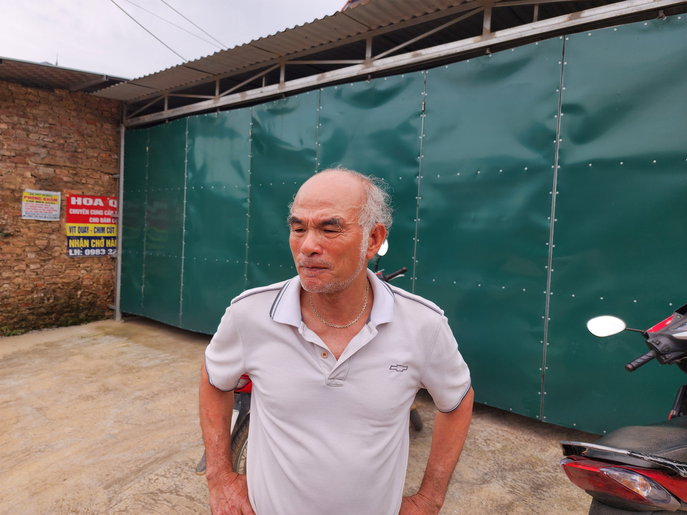 Ông Bùi Văn Tiến kể lại việc cứu nạn khuya ngày 13/5