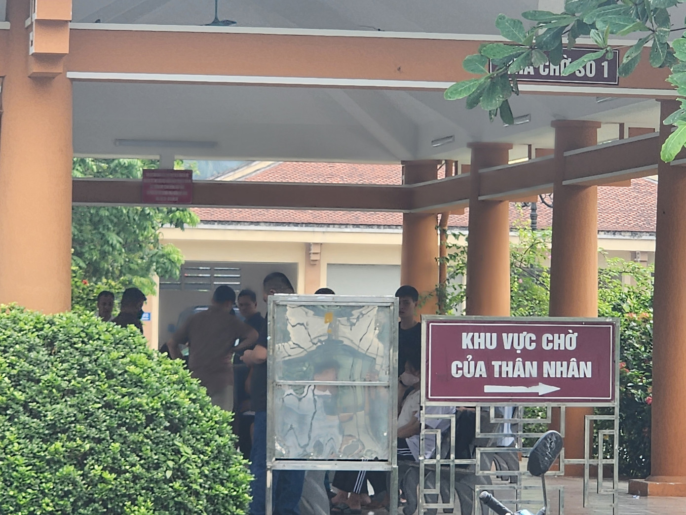 Khu vực chờ của thân nhân Khu vực chờ của thân nhân