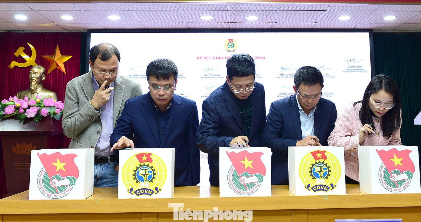 Các cơ quan, đơn vị của T.Ư Đoàn đã ký kết giao ước thi đua năm 2024