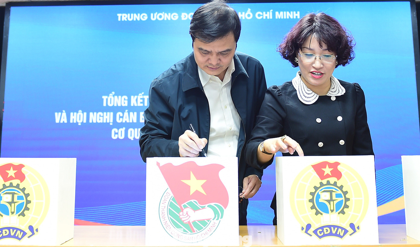 Các cơ quan, đơn vị của T.Ư Đoàn đã ký kết giao ước thi đua năm 2024