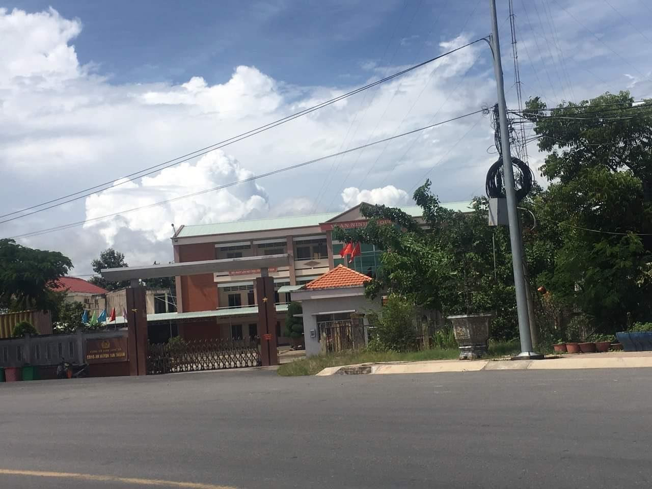 Trụ sở Công an huyện Tân Thạnh, tỉnh Long An. Trụ sở Công an huyện Tân Thạnh, tỉnh Long An.