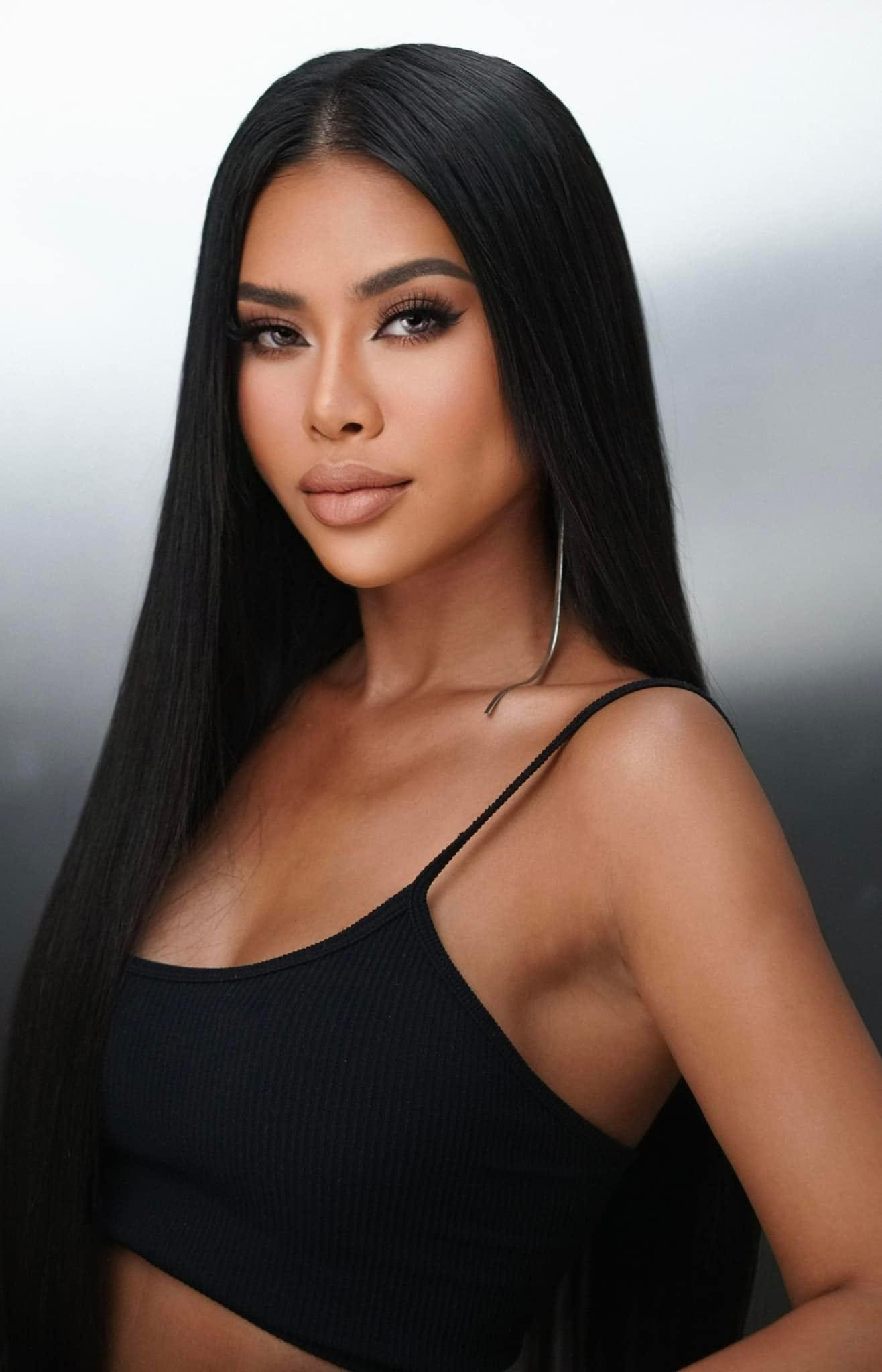 Chia sẻ về mục đích đến với Hoa hậu Hoà bình Việt Nam 2022, Mỹ Ái thổ lộ: "Đến với cuộc thi, tôi muốn lan tỏa đến tất cả các bạn trẻ một nguồn năng lượng tích cực dám nghĩ dám làm. Dù không có nhiều thời gian chuẩn bị nhưng khi quyết định tham dự đấu trường sắc đẹp này, tôi mang trong mình sự quyết tâm cao nhất, chuẩn bị sẵn sàng để chinh phục chiếc vương miện. Thời gian qua, tôi trau dồi kỹ năng catwalk, ngoại ngữ mỗi ngày".