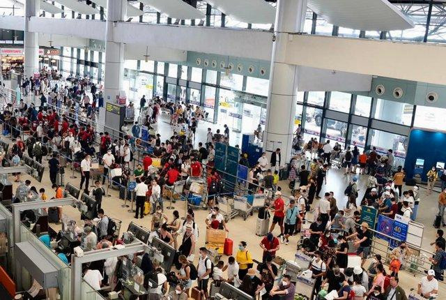 Số lượng khách tăng khoảng 20% so với ngày thường