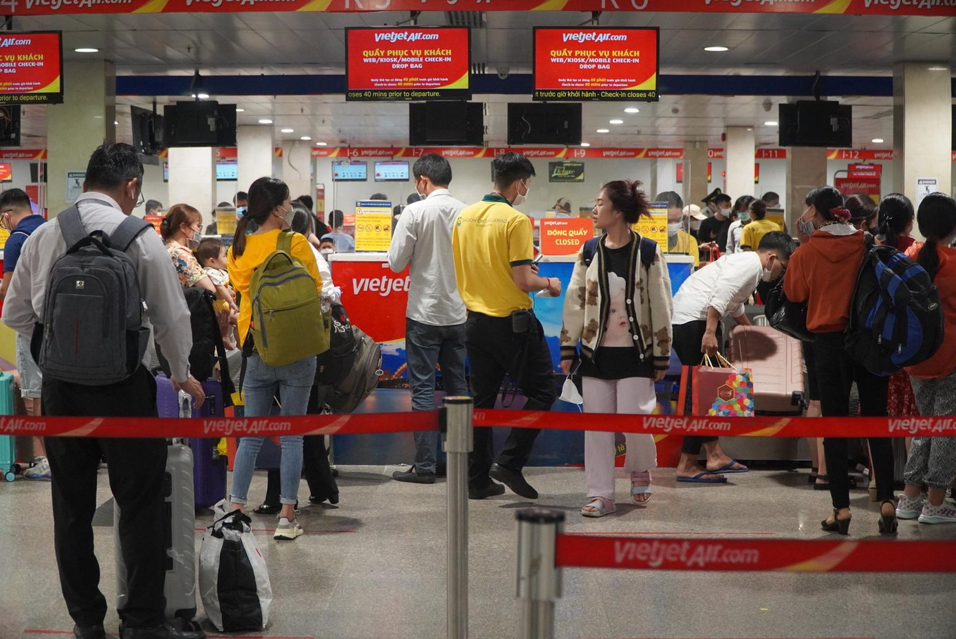 Tại các quầy check in của các hãng hàng không, đặc biệt là Vietjet khá thông thoáng