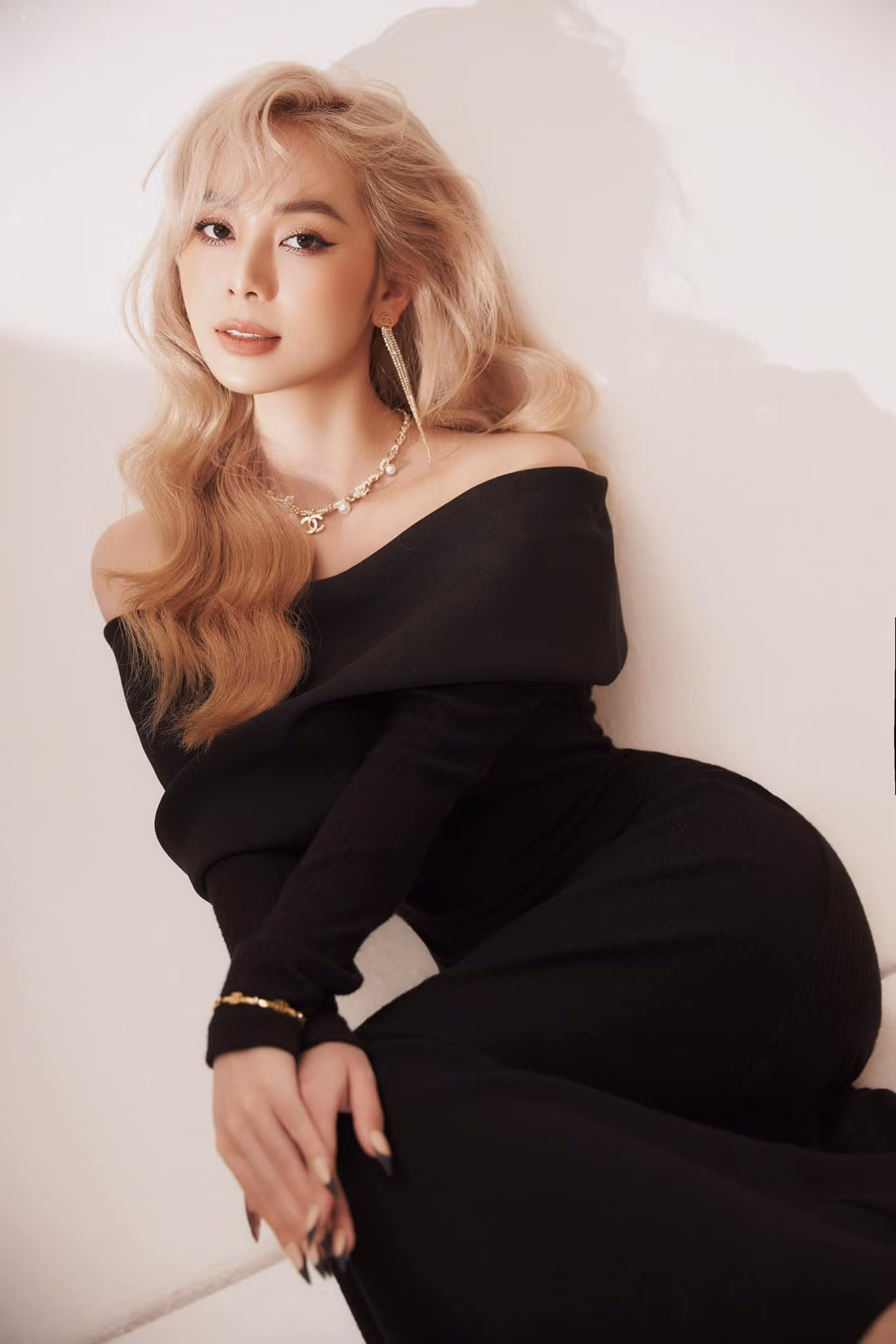 Tuy nhiên với màn thể hiện ấn tượng, Hoàng Kim Chi đã ghi danh vào top 53 thí sinh của vòng chung kết Miss Grand Vietnam 2022. Khán giả mong chờ cô sẽ đột phá hơn nữa tại các vòng tiếp theo của cuộc thi.