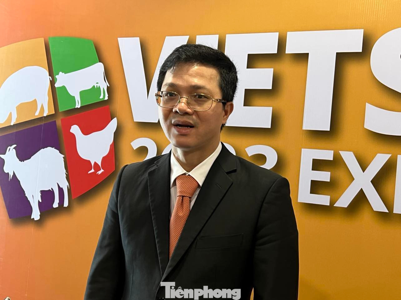 Ông Nguyễn Văn Long - Cục trưởng Cục Thú y. Ông Nguyễn Văn Long - Cục trưởng Cục Thú y.