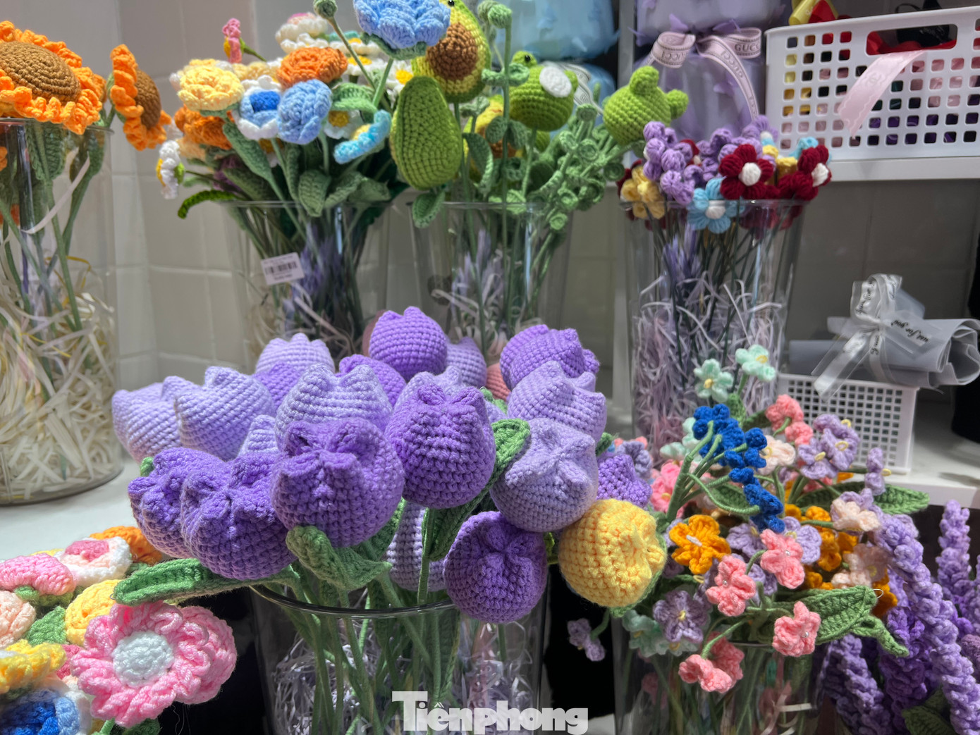 Hoa tulip bằng len