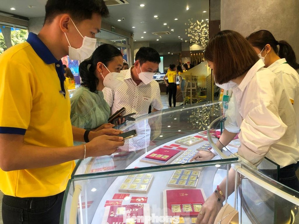 Công ty PNJ dự kiến phát hành cổ phiếu với giá chỉ 10.000 đồng/cổ phiếu.